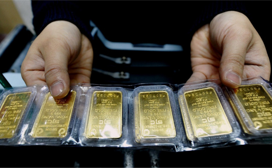 Dự báo giá vàng sẽ giảm xuống trong tuần sau, tâm lý tiêu cực xuất hiện trên thị trường