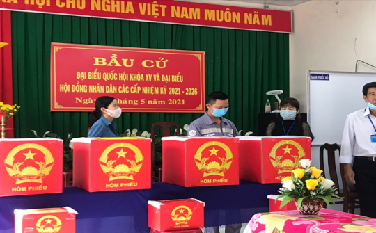 Công nhân Điện Bà Rịa vui cùng “ngày hội của toàn dân”