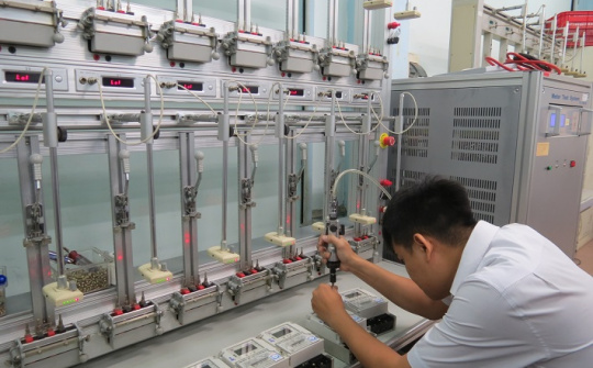 Sản xuất Công tơ số tại Việt Nam