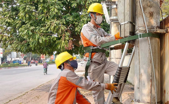 PC Lào Cai: đảm bảo quyền lợi khách hàng trong mùa nắng nóng