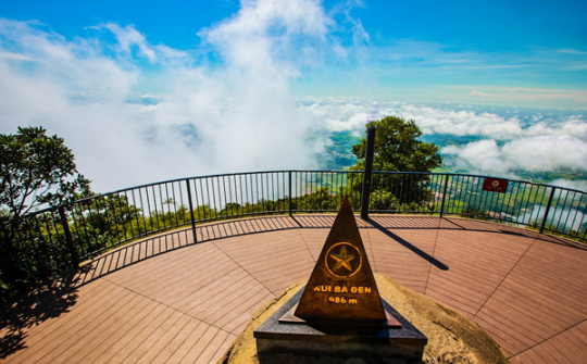 Phát triển du lịch văn hóa trên địa bàn tỉnh Tây Ninh