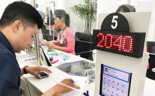 Bỏ quy định chứng chỉ tin học, ngoại ngữ với công chức, viên chức