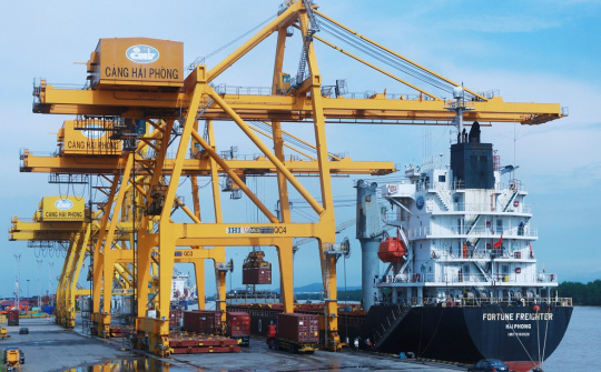 [Inforgraphic]  Thặng dư thương mại Việt Nam giai đoạn 2016 – 2020 tăng mạnh