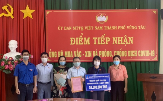 Người lao động Khí Đông Nam ủng hộ quỹ vắc xin chống Covid -19