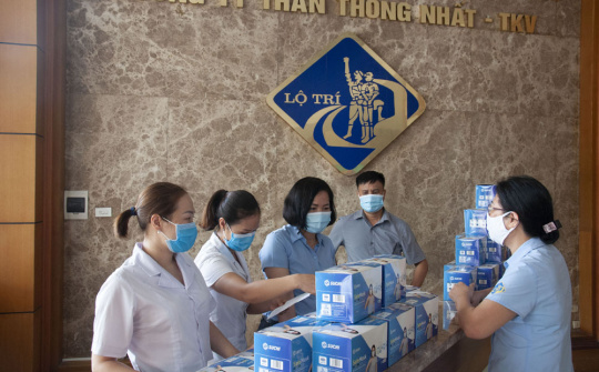 Công đoàn Công ty Than Thống Nhất hưởng ứng chương trình “Vắc xin cho Công nhân”