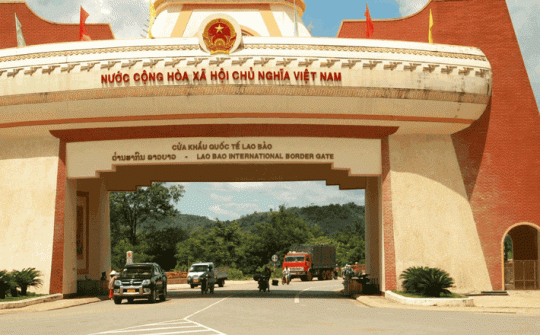 Kim ngạch hai chiều Việt - Lào tăng 39,3%