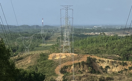Đóng điện đường dây 500kV mạch 3 đoạn Dốc Sỏi – Pleiku 2