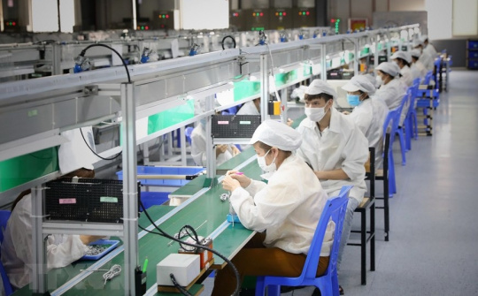 Sản xuất công nghiệp chế biến chế tạo 5 tháng tăng mạnh 12,6%