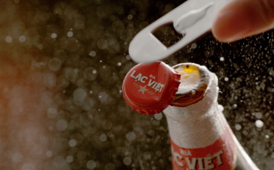 [Video] Bia Lạc Việt – Bia chuẩn Việt