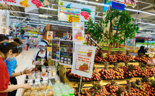 Vải thiều Lục Ngạn chính vụ xuất hành đến hệ thống phân phối của Central Retail