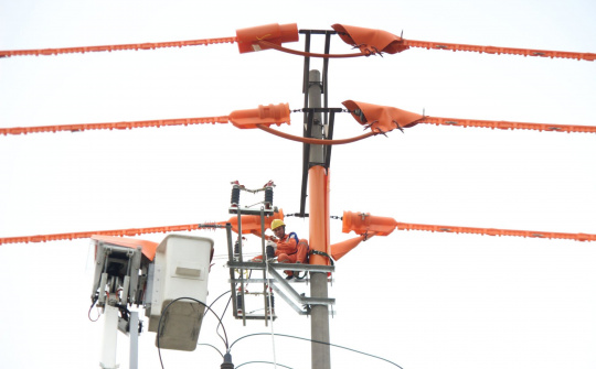 Tiêu thụ điện tại miền Bắc tăng kỷ lục, Điện lực miền Bắc tiết giảm điện tại trụ sở