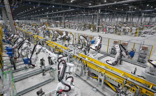 Ứng dụng công nghệ số trong nâng cao sức cạnh tranh của các doanh nghiệp sản xuất công nghiệp