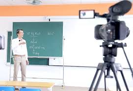 Vai trò của việc ứng dụng công nghệ trong dạy và học đại học hiện nay