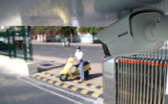 Kiểm soát dịch bệnh, Truyền tải điện 3 ứng dụng camera cảm biến nhiệt tích hợp nhận dạng khuôn mặt