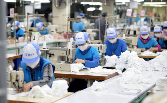 Việt Nam - Hoa Kỳ đạt thỏa thuận về các hoạt động tiền tệ: Giải tỏa nỗi lo về áp thuế với hàng dệt may