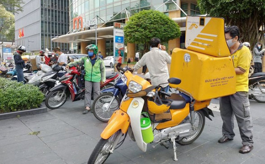 Hà Nội: Hướng dẫn thủ tục đăng ký cho nhân viên vận chuyển, cung ứng hàng hóa thiết yếu