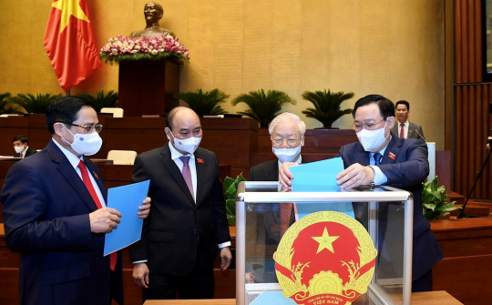 Quốc hội thông qua các nghị quyết về phê chuẩn việc bổ nhiệm các thành viên Chính phủ