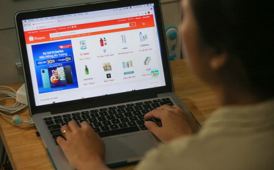 Lộ trình kết nối thông tin để sàn thương mại điện tử khai, nộp thuế  thay cho cá nhân kinh doanh