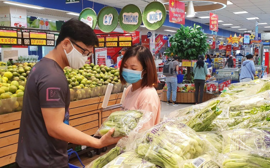 Bình quân CPI 6 tháng tăng thấp nhất trong vòng 5 năm qua