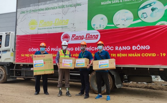 Rạng Đông bàn giao thiết bị chiếu sáng đến Bệnh viện Dã chiến Hoàng Mai