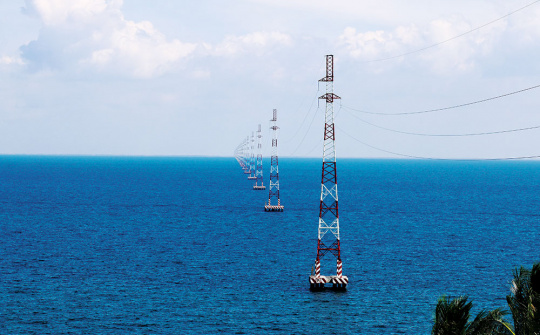 Thắp sáng điện trên đảo - bảo vệ chủ quyền đất nước