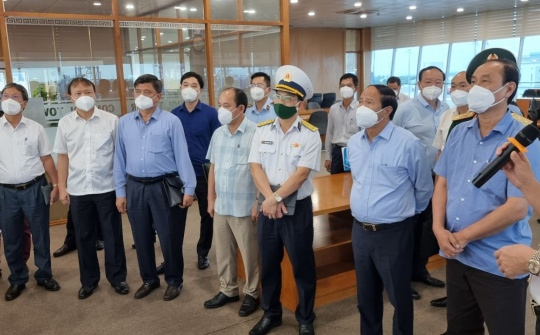 Thứ trưởng Đỗ Thắng Hải tham gia Đoàn công tác của Chính phủ làm việc tại Đồng Nai và Tân Cảng Cát Lái