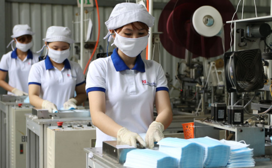 Xuất khẩu hàng công nghiệp chế biến có mức tăng cao nhất