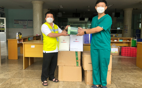 EVNGENCO 3: Tặng thiết bị thở Oxy gần 50 triệu đồng cho bệnh viện điều trị COVID-19