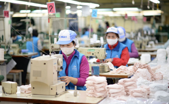 "Nhanh chân" trong cuộc đua giành đơn hàng xuất khẩu