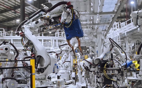 Hải Phòng: Trong đại dịch, sản xuất công nghiệp và hoạt động thương mại vẫn tăng trưởng