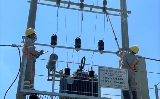 Lai Châu: Thêm 117 hộ dân Bản Nậm Lúc có điện lưới quốc gia