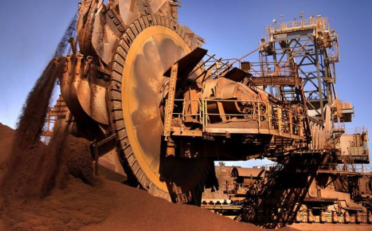 Giá quặng sắt “bốc hơi” 45% chỉ sau 4 tháng vừa qua