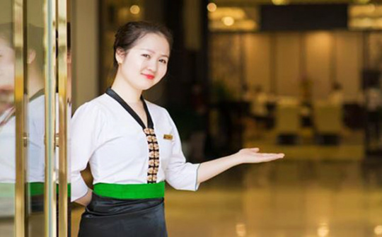 Đánh giá yếu tố công việc ổn định trong ngành khách sạn