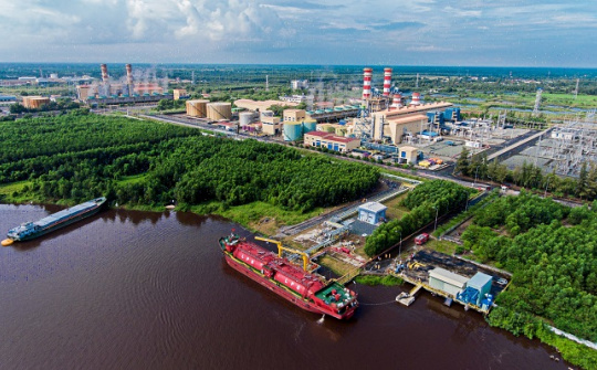 Tỉnh Cà Mau kiến nghị tăng cường huy động điện từ Nhà máy Điện Cà Mau