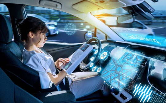 5 xu hướng công nghệ đang thịnh hành của ngành ô tô 2021