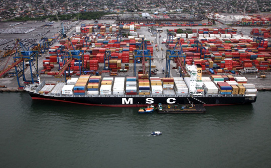 S&P Global Platts: Giá cước container tuyến Bắc Á – Nam Mỹ chạm mức cao nhất lịch sử