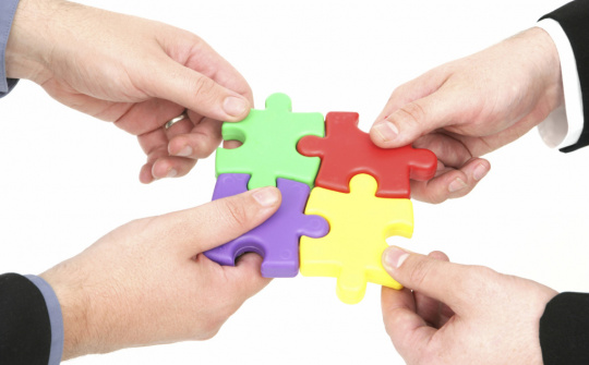 Các động lực thúc đẩy sự gắn kết của nhân viên tại các công ty công nghệ thông tin ở Thành phố Hồ Chí Minh