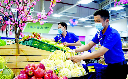 Sức mua trái cây nội, bánh mứt và thực phẩm bổ dưỡng của siêu thị Co.opmart, Co.opXtra bật tăng cao