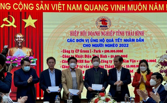 Chương trình trao quà “Tết yêu thương” ấm áp cùng Nhiệt điện Thái Bình