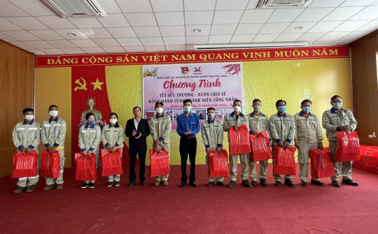 Nhôm Đắk Nông  tổ chức chương trình “Tết yêu thương - Xuân chia sẻ”