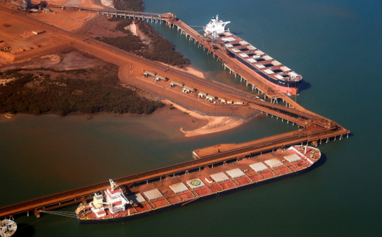 Giá quặng sắt tiếp tục tăng, lo ngại thiếu hụt nguồn cung từ Australia