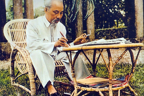 Tư tưởng Hồ Chí Minh về làm chủ công nghệ