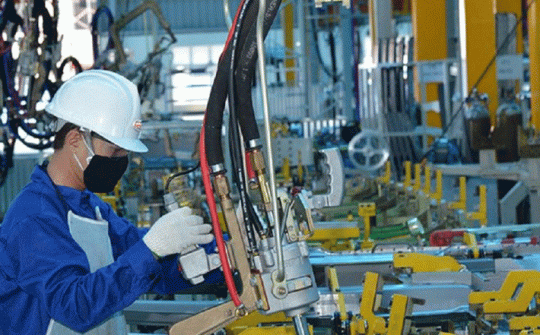 Chỉ số sản xuất công nghiệp tháng đầu năm tăng 2,4% so với cùng kỳ