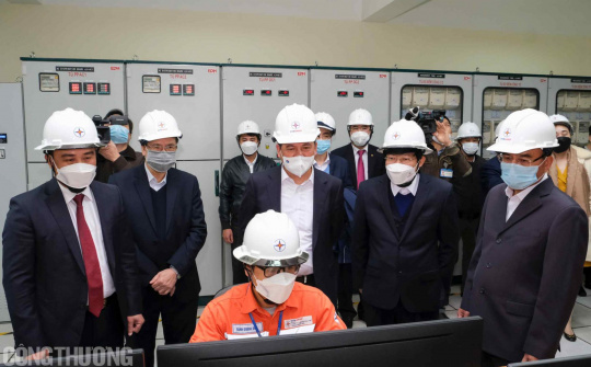 Đảm bảo cung ứng điện an toàn phục vụ Tết Nhâm Dần và phục hồi kinh tế - xã hội hậu dịch bệnh
