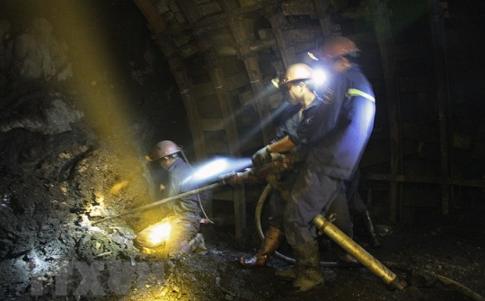 Than Thống Nhất: Hơn 1 tỷ đồng khuyến khích CNCB có thành tích trong công tác an toàn - vệ sinh lao động