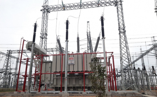 Đóng điện trạm biến áp 220kV nối cấp trong trạm biến áp 500kV Phố Nối