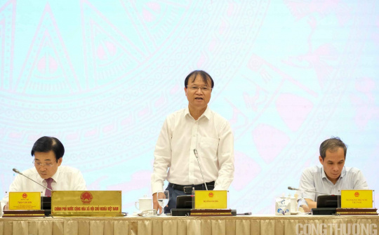 Bộ Công Thương nói gì về việc EVN dừng mua một phần công suất dự án điện mặt trời Trung Nam?