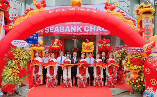 SeABank đồng loạt khai trương đưa vào hoạt động 8 điểm giao dịch