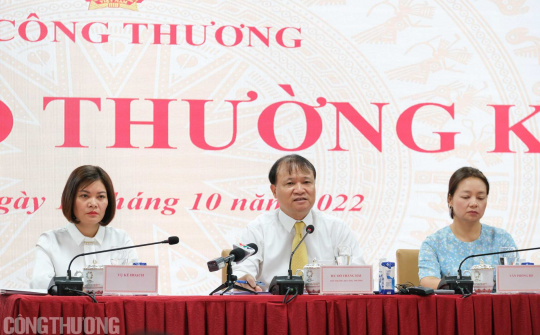 Doanh nghiệp kinh doanh xăng dầu "khó chồng khó", Bộ Công Thương đề xuất nhiều giải pháp tháo gỡ để đảm bảo nguồn cung