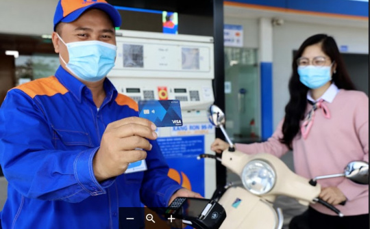 Petrolimex với chiến lược năng lượng xanh và chuyển đổi số